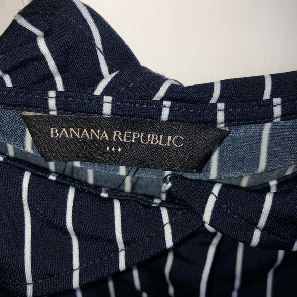 Button down off the shoulder blouse - Picture 4 of 6